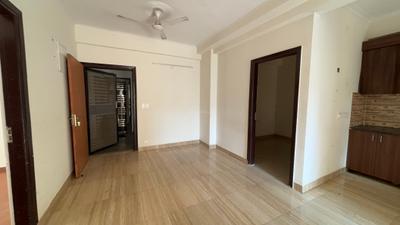 Living Room Image of 990 Sq.ft 2.5 BHK Apartment / Flat for sale in Terrace Homes, Noida Extension Greater Noida for Rs. 7645000