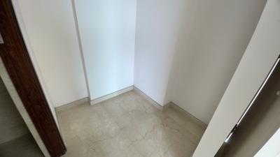 Passage Image of 1449 Sq.ft 3 BHK Apartment / Flat for sale in Adani Ten BKC, Bandra East Mumbai for Rs. 72000000