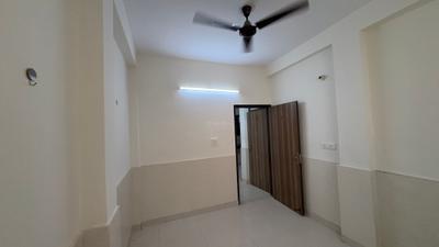 Bedroom Image of 700 Sq.ft 2 BHK Builder Floor for rent in Sector 57 Gurgaon for Rs. 20000