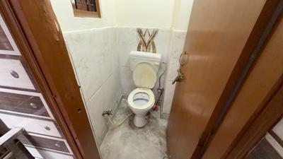 Image of 600 Sq.ft 2 BHK Builder Floor for rent in Mayur Vihar Phase 1, New Delhi for Rs. 18000