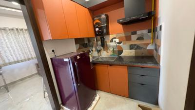 Kitchen Image of 450 Sq.ft 1 BHK Builder Floor for rent in Nipania Indore for Rs. 16000
