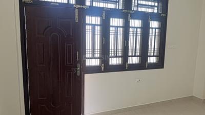 Bedroom Image of 400 Sq.ft 2 BHK Builder Floor for rent in Roberts Lines Lucknow for Rs. 15000