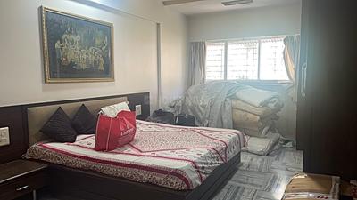 Bedroom Image of 1970 Sq.ft 4 BHK Apartment / Flat for sale in Kumud Apartment, Khar West Mumbai for Rs. 110000000