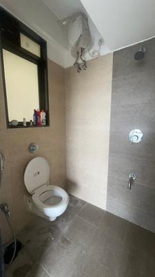 Bathroom Image of 411 Sq.ft 1 BHK Apartment / Flat for sale in Chandak Nischay, Dahisar East Mumbai for Rs. 8400000