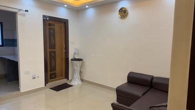 Living Room Image of 450 Sq.ft 1 BHK Builder Floor for rent in Picnic Garden Kolkata for Rs. 20000