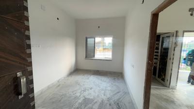Living Room Image of 870 Sq.ft 2 BHK Apartment / Flat for sale in Behala Chowrasta Kolkata for Rs. 4600000