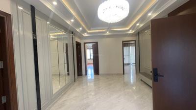 Living Room Image of 2400 Sq.ft 4 BHK Builder Floor for sale in Ansal Versalia, Sector 67 Gurgaon for Rs. 29500000