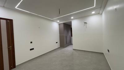 Bedroom Image of 1900 Sq.ft 4 BHK Apartment / Flat for sale in Sector 4 Rohini New Delhi for Rs. 16500000