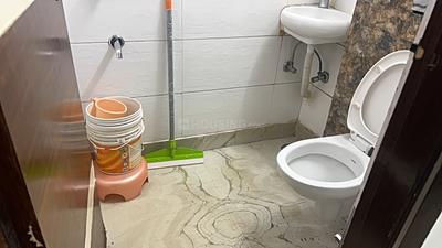 Image of 600 Sq.ft 2 BHK Builder Floor for sale in Sector 6 Rohini, New Delhi for Rs. 8000000