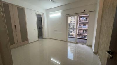 Bedroom Image of 1000 Sq.ft 2 BHK Apartment / Flat for sale in Arihant Ambar, Noida Extension Greater Noida for Rs. 8350000
