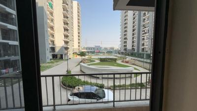 Balcony Image of 750 Sq.ft 3 BHK Apartment / Flat for rent in Habitat Prime, Sector 99A Gurgaon for Rs. 14000