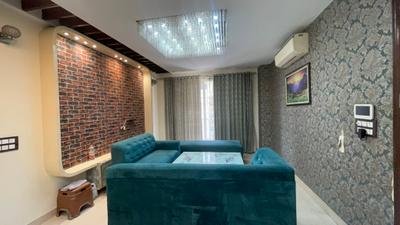Living Room Image of 2700 Sq.ft 4 BHK Builder Floor for sale in Ansal Versalia, Sector 67 Gurgaon for Rs. 28000000