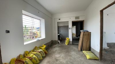 Living Room Image of 805 Sq.ft 2 BHK Apartment / Flat for sale in Keshtopur Kolkata for Rs. 3864000