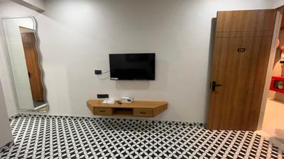 Living Room Image of 1500 Sq.ft 1 BHK Apartment / Flat for rent in Scheme No 114 Indore for Rs. 24950