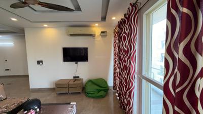 Living Room Image of 2400 Sq.ft 3 BHK Builder Floor for rent in Vipul World, Sector 48 Gurgaon for Rs. 62000