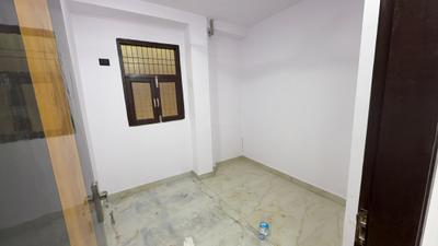 Bedroom Image of 600 Sq.ft 2 BHK Independent House for rent in Govindpuri New Delhi for Rs. 14000