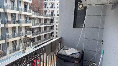 Balcony Image of 620 Sq.ft 1 RK Builder Floor for rent in DLF Phase 3 Gurgaon for Rs. 19000