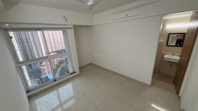 Bedroom Image of 1500 Sq.ft 3 BHK Apartment / Flat for rent in Godrej Emerald, Thane West Thane for Rs. 38000