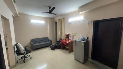 Living Room Image of 200 Sq.ft 1 BHK Apartment / Flat for rent in Noida Extension Greater Noida for Rs. 10000