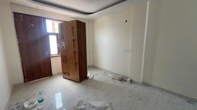 Bedroom Image of 300 Sq.ft 1 RK Apartment / Flat for rent in Gulmohar Park New Delhi for Rs. 23000