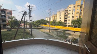 Balcony Image of 900 Sq.ft 1 BHK Apartment / Flat for rent in Bulandshahr Indore for Rs. 22500