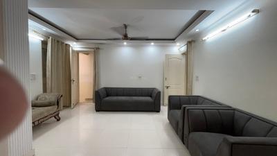 Living Room Image of 1800 Sq.ft 2 BHK Builder Floor for rent in DLF Phase 1 Gurgaon for Rs. 48000