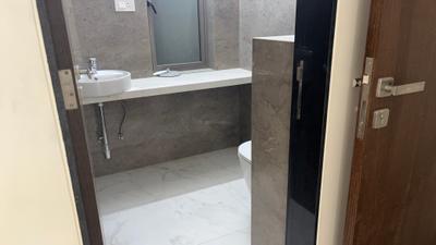 Image of 1600 Sq.ft 3 BHK Apartment / Flat for sale in Juhu, Mumbai for Rs. 74500000