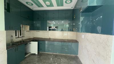 Kitchen Image of 1250 Sq.ft 2 BHK Builder Floor for rent in SS Mayfield Garden, Mayfield Garden Gurgaon for Rs. 40000