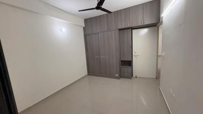 Bedroom Image of 800 Sq.ft 3 BHK Apartment / Flat for rent in Habitat Prime, Sector 99A Gurgaon for Rs. 18200