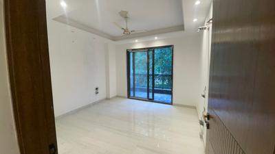 Bedroom Image of 1800 Sq.ft 4 BHK Apartment / Flat for sale in Satbari New Delhi for Rs. 16000000