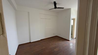Bedroom Image of 899 Sq.ft 2 BHK Apartment / Flat for sale in UCHDPL Wave Executive Floors G, Wave City Ghaziabad for Rs. 8000000