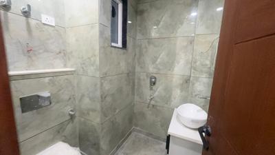 Image of 762 Sq.ft 2 BHK Builder Floor for sale in Vikaspuri, New Delhi for Rs. 12500000