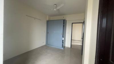 Bedroom Image of 1418 Sq.ft 2.5 BHK Apartment / Flat for rent in Logix Blossom County, Sector 137 Noida for Rs. 35000