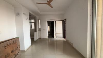 Living Room Image of 610 Sq.ft 2 BHK Apartment / Flat for rent in Prateek Grand City, Siddharth Vihar Ghaziabad for Rs. 19500