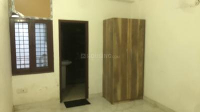 Bedroom Image of 1125 Sq.ft 2 BHK Apartment / Flat for rent in Sector 62A Noida for Rs. 20000