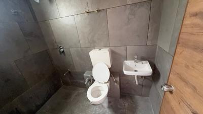 Image of 1800 Sq.ft 3 BHK Apartment / Flat for rent in New Maninagar, Ahmedabad for Rs. 20000