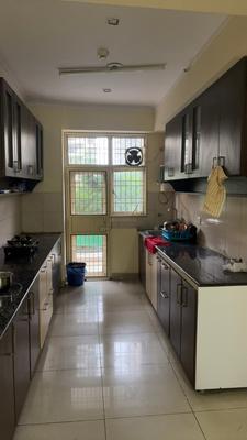 Kitchen Image of 1150 Sq.ft 2 BHK Apartment / Flat for rent in Panchsheel Wellington, Crossings Republik Ghaziabad for Rs. 18000
