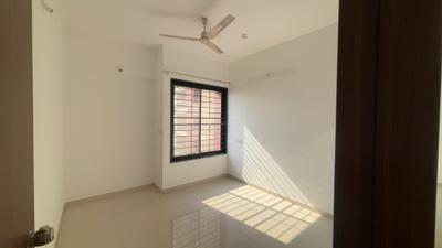 Bedroom Image of 1077 Sq.ft 2 BHK Apartment / Flat for rent in Kohinoor Sportsville, Maan Pune for Rs. 26100