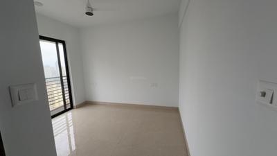 Bedroom Image of 1100 Sq.ft 2 BHK Apartment / Flat for rent in Risland The Icon, Thane West Thane for Rs. 45000
