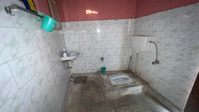 Bathroom Image of 410 Sq.ft 2 BHK Builder Floor for rent in Lower Shiv Nagar Jammu for Rs. 9500