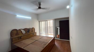 Bedroom Image of 1100 Sq.ft 2.5 BHK Apartment / Flat for sale in Amrapali Verona Heights, Noida Extension Greater Noida for Rs. 8045000