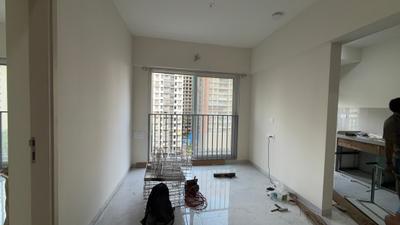 Living Room Image of 500 Sq.ft 1 BHK Apartment / Flat for rent in Swastik Platinum, Vikhroli East Mumbai for Rs. 39000