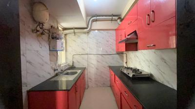 Kitchen Image of 1280 Sq.ft 3 BHK Apartment / Flat for rent in Jaypee Kosmos, Sector 134 Noida for Rs. 35000