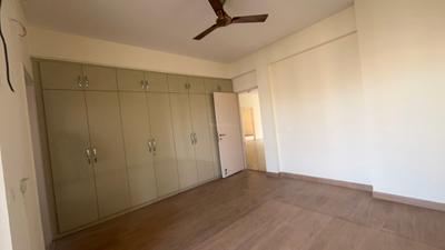 Bedroom Image of 1949 Sq.ft 4.5 BHK Apartment / Flat for sale in Emaar Palm Hills, Sector 77 Gurgaon for Rs. 24800000