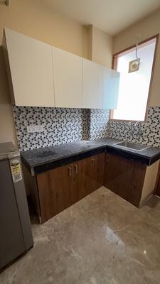 Kitchen Image of 1080 Sq.ft 1 RK Studio for rent in DLF Pink Town House, DLF Phase 3 Gurgaon for Rs. 25000
