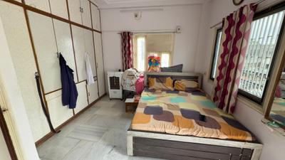 Bedroom Image of 900 Sq.ft 3 BHK Apartment / Flat for sale in Shahibaug Ahmedabad for Rs. 6500000