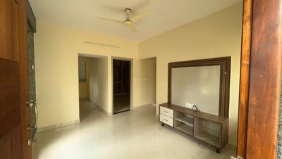 Living Room Image of 600 Sq.ft 1 BHK Builder Floor for rent in Muneshwara Nagar Bengaluru for Rs. 23000