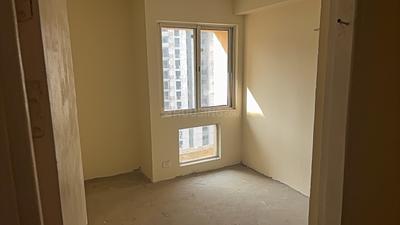 Bedroom Image of 953 Sq.ft 2 BHK Apartment / Flat for sale in Jaypee Kosmos, Sector 134 Noida for Rs. 7600000