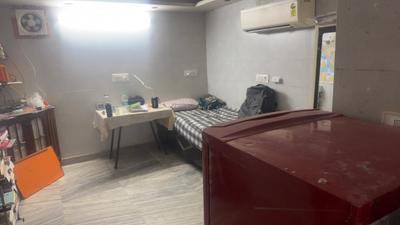 Bedroom Image of 324 Sq.ft 1 RK Builder Floor for rent in Patel Nagar New Delhi for Rs. 10098