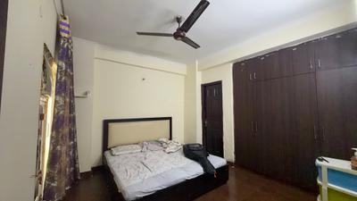 Bedroom Image of 949 Sq.ft 2 BHK Apartment / Flat for rent in Gardenia Golf City, Sector 75 Noida for Rs. 35000
